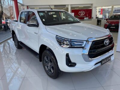 Toyota Hilux Srv 4x4 automatica 2.8tdi 2025 0km