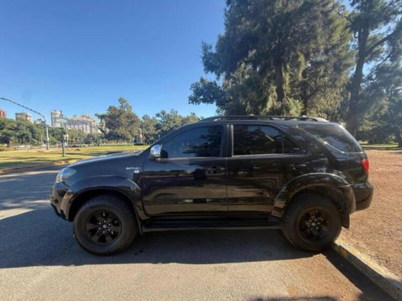 Toyota Sw4 Srv 3.0tdi 2006 270.000km Excelente con Accesorios